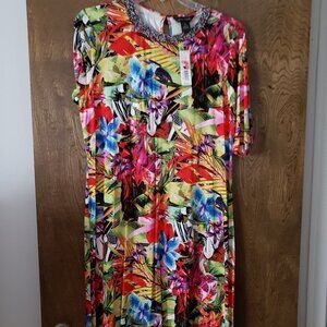 Flowered dress NWT